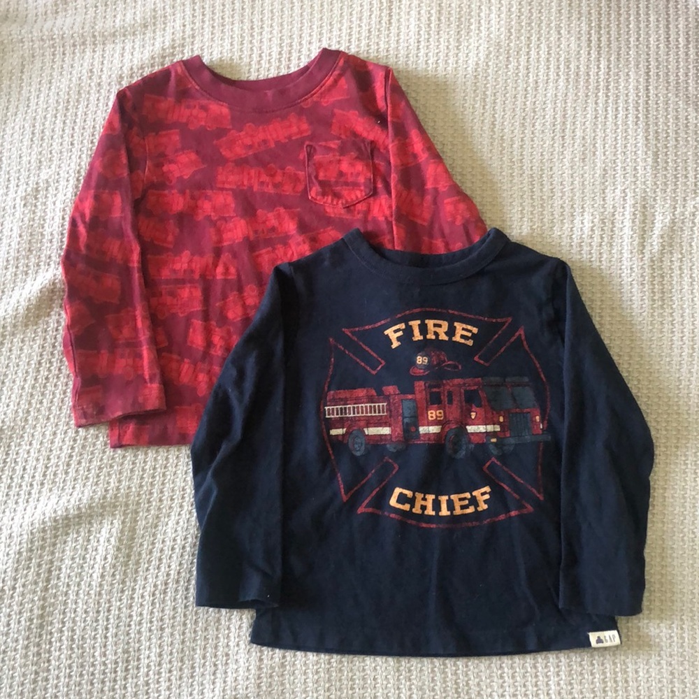 Set of 2 Gap Toddler Fire Truck Long Sleeve Shirts (3T)